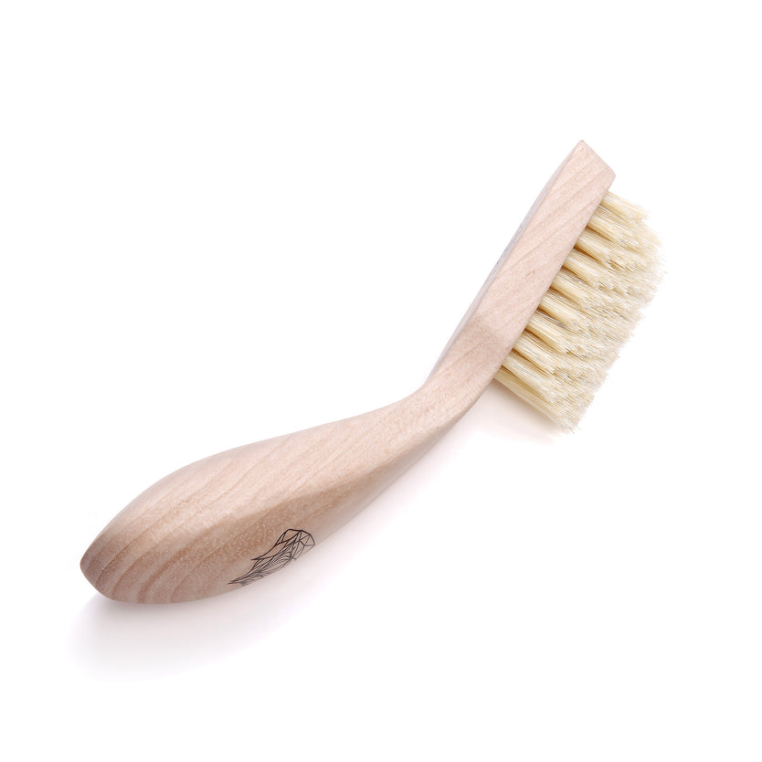 Kent Brushes wooden right handed beard brush side brd2